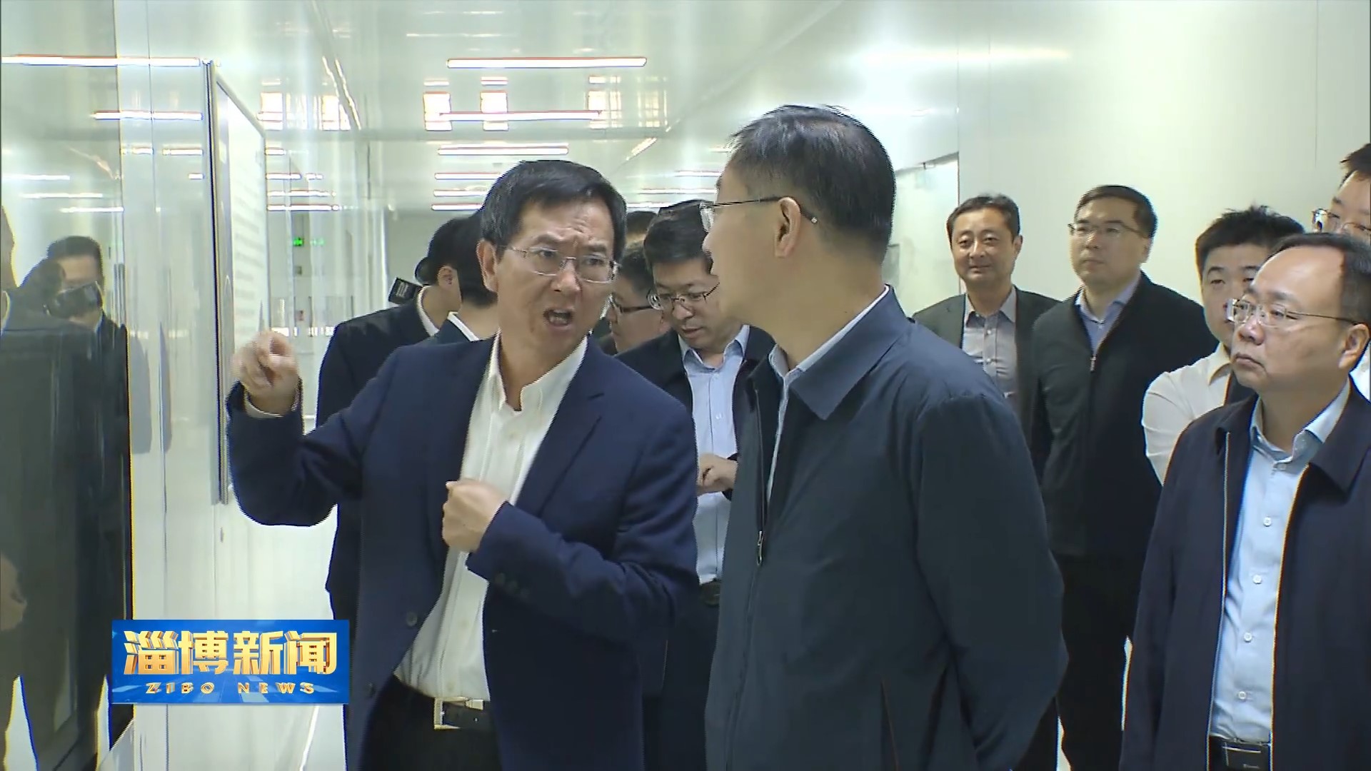 中共淄博市委书记马晓磊到新恒汇电子调研2.jpg